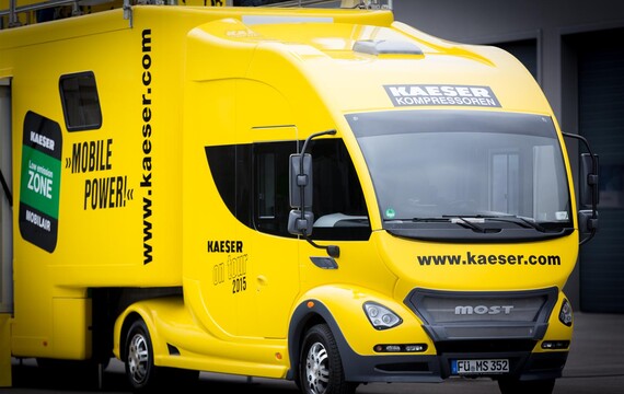 Kaeser-Showtruck-Futuria-1-front-s.jpg