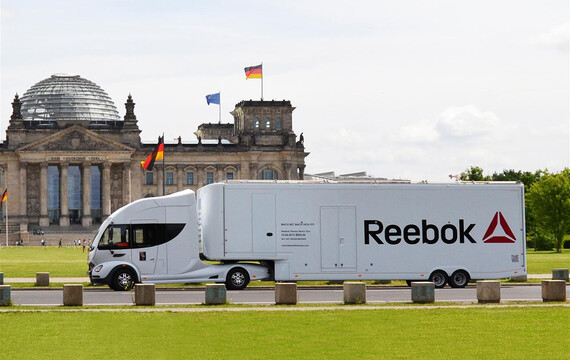 Promotiontruck-Designtruck-Reebok-FUTURIA-Berlin.jpg