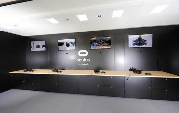 oculus-showtruck-2-interieur-innenausbau.jpg